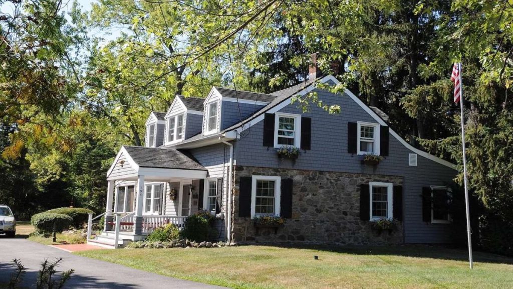 Side view of the Van Winkler House in Franklin Lakes NJ