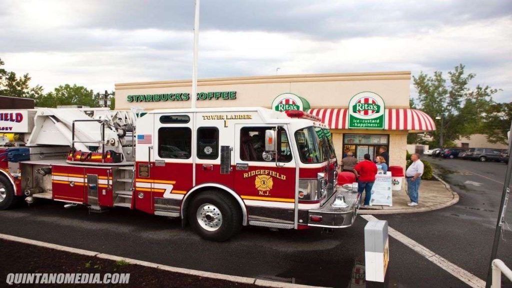 Ridgefield NJ fire truck outside Rita´s Italian Ice