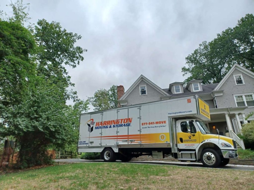 Award-winning Mahwah movers on the job