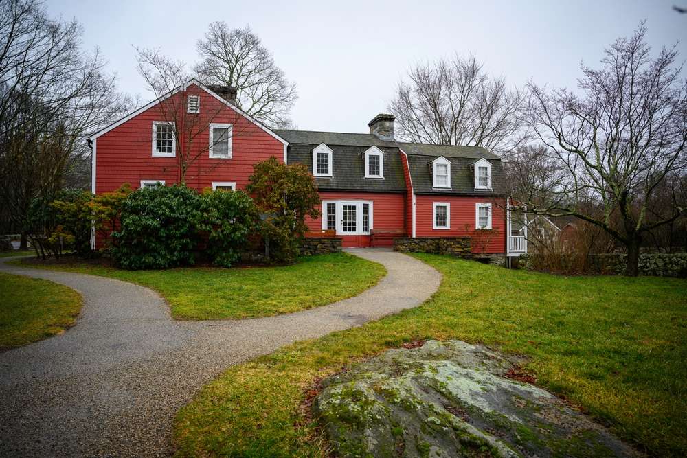 A historic red colonial home in ridgefield park nj
