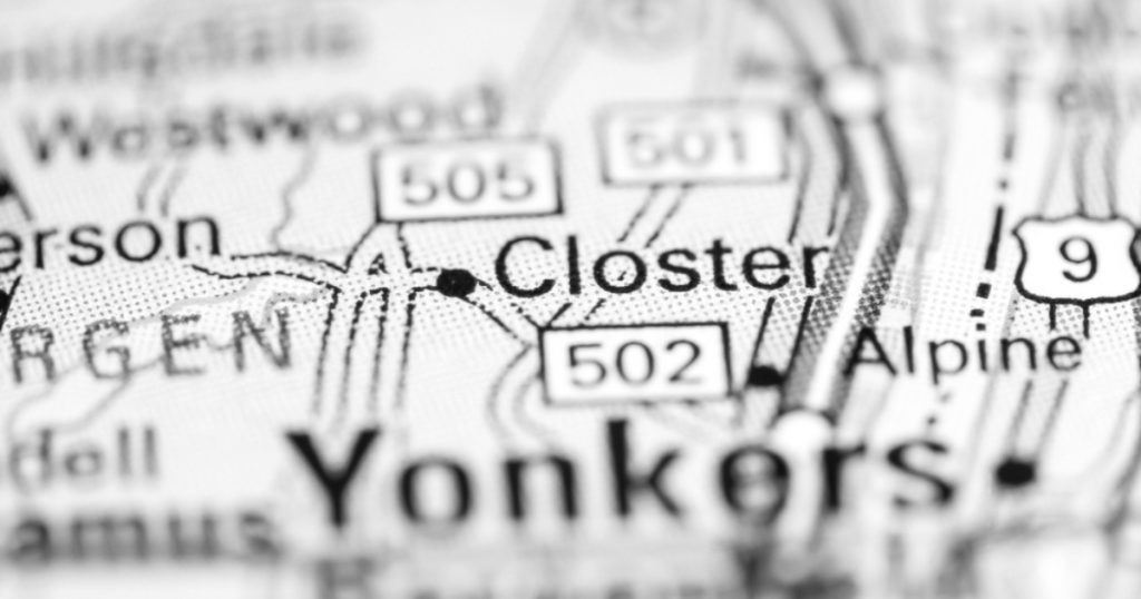 A regional map showing where Closter, NJ, is in relation to major highways and other cities and towns. 